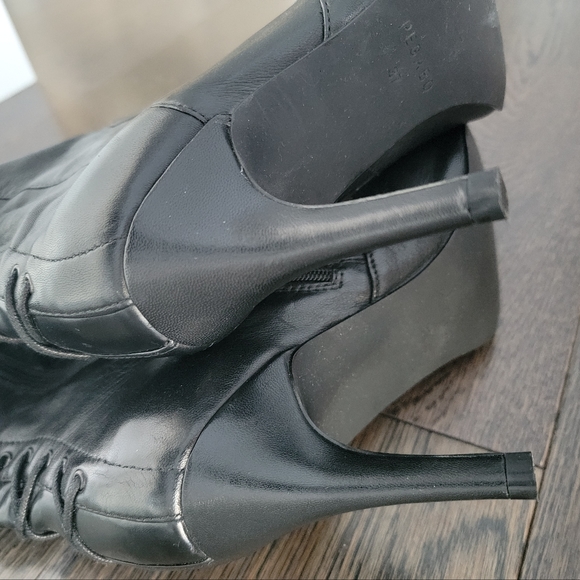 Black high boots - Picture 4 of 5